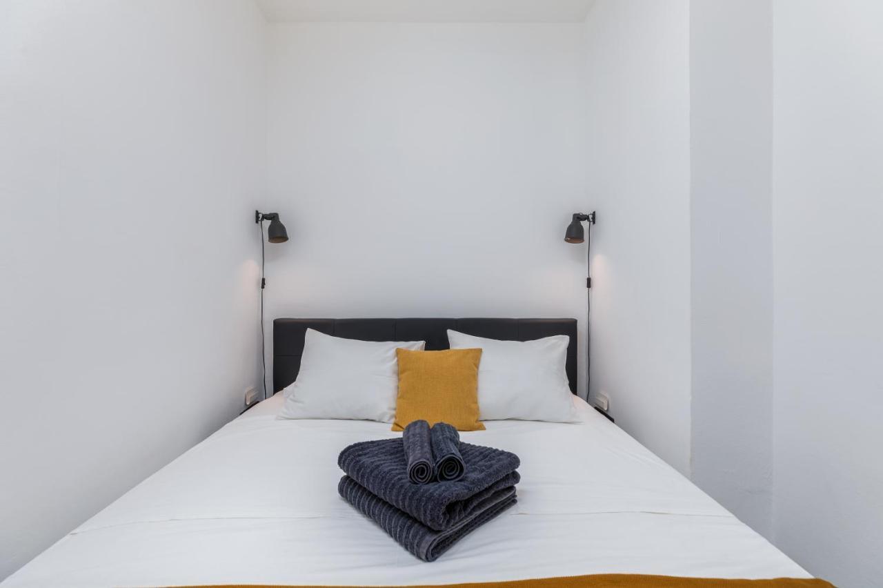 3 Minutes From The Beach: Lovely Studio Apartment Pola Esterno foto
